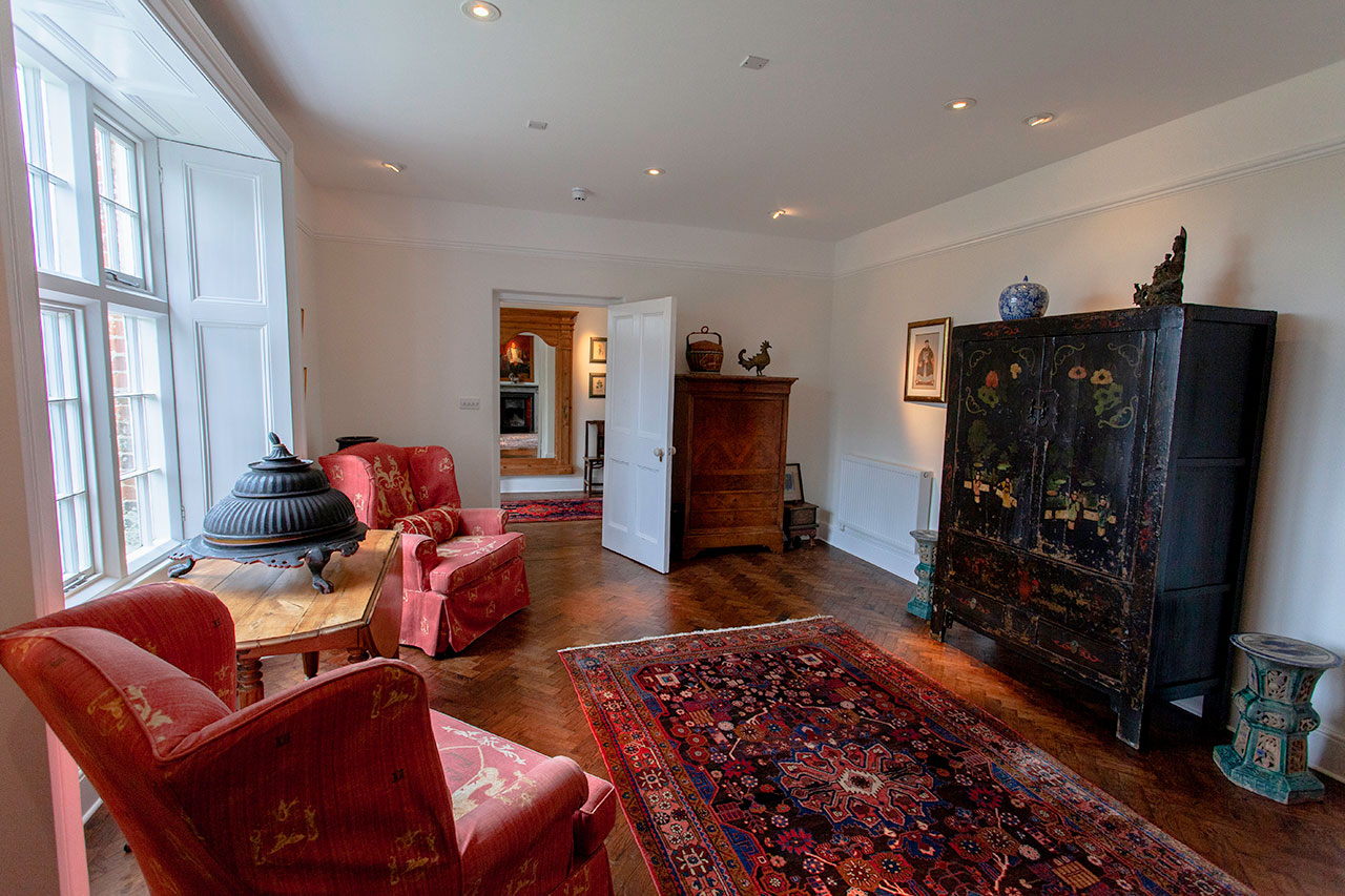 ANRÁN Living & Study Areas