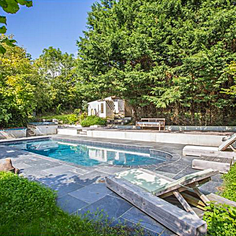 The Pool at ANRÁN Manor