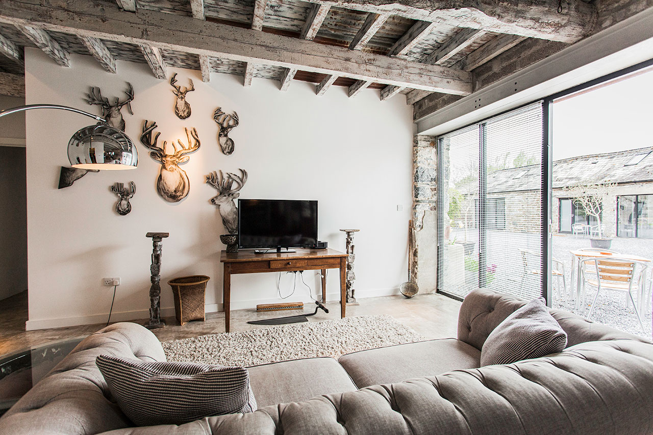 Barn Room 3 living area